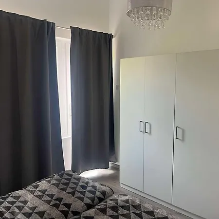 Feco Apartmanhaz Lägenhet