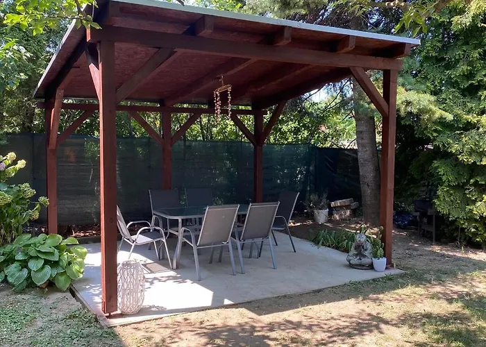 Feco Apartmanhaz דירה Balatonboglár