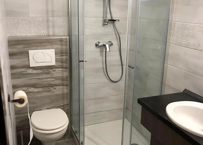 Feco Apartmanhaz דירה *
